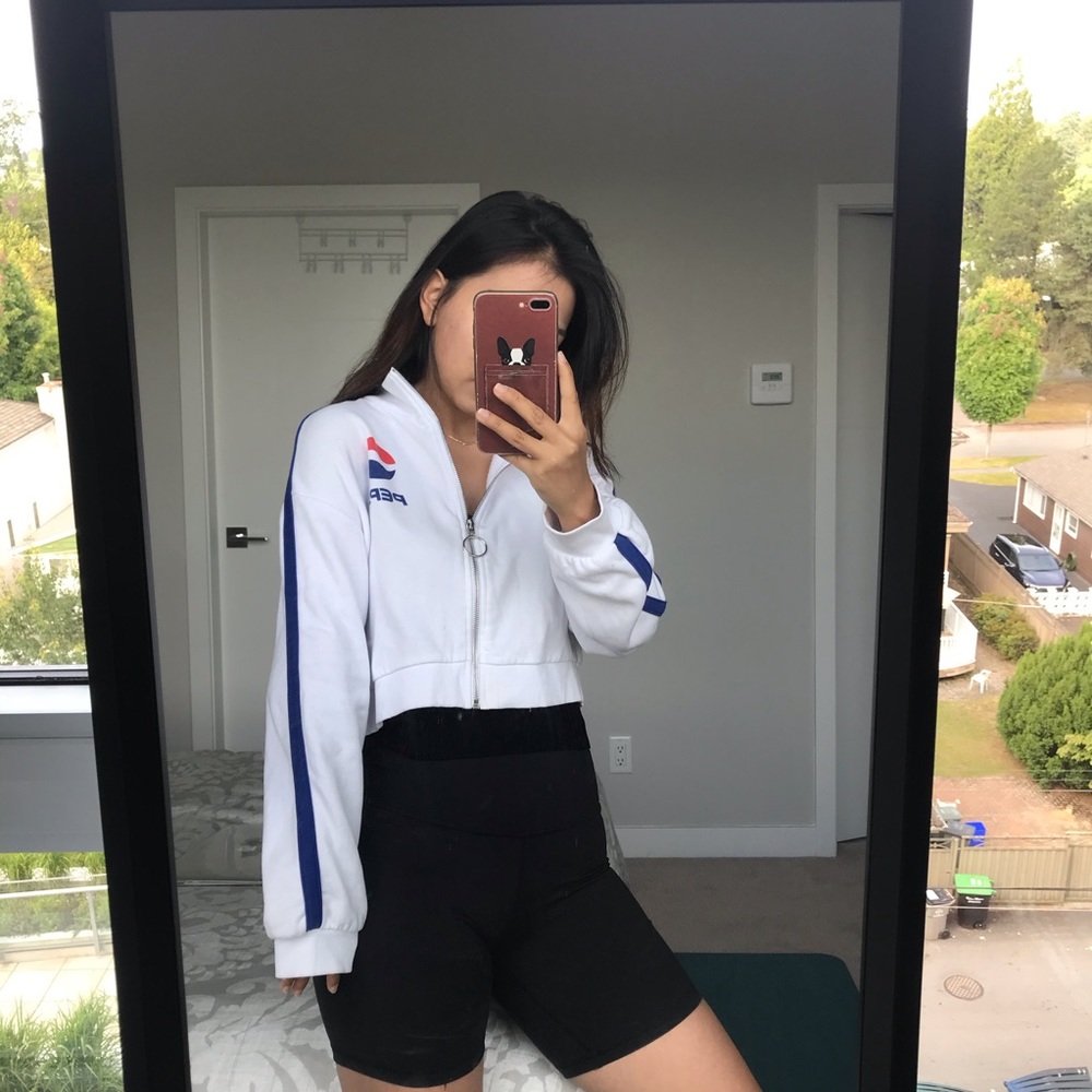 H&M Cropped White Pepsi Jacket with Fleece 💕💕